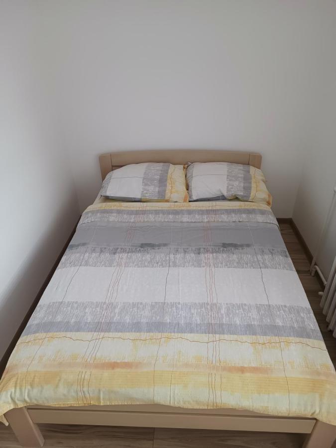 Stan Na Dan Im Daire Užice Dış mekan fotoğraf