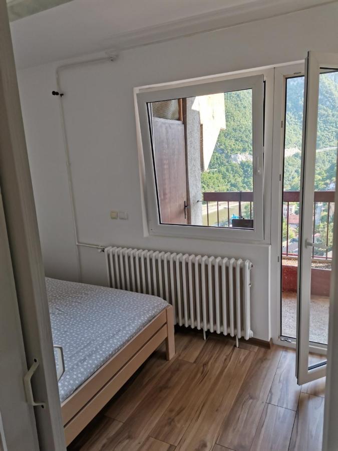 Stan Na Dan Im Daire Užice Dış mekan fotoğraf