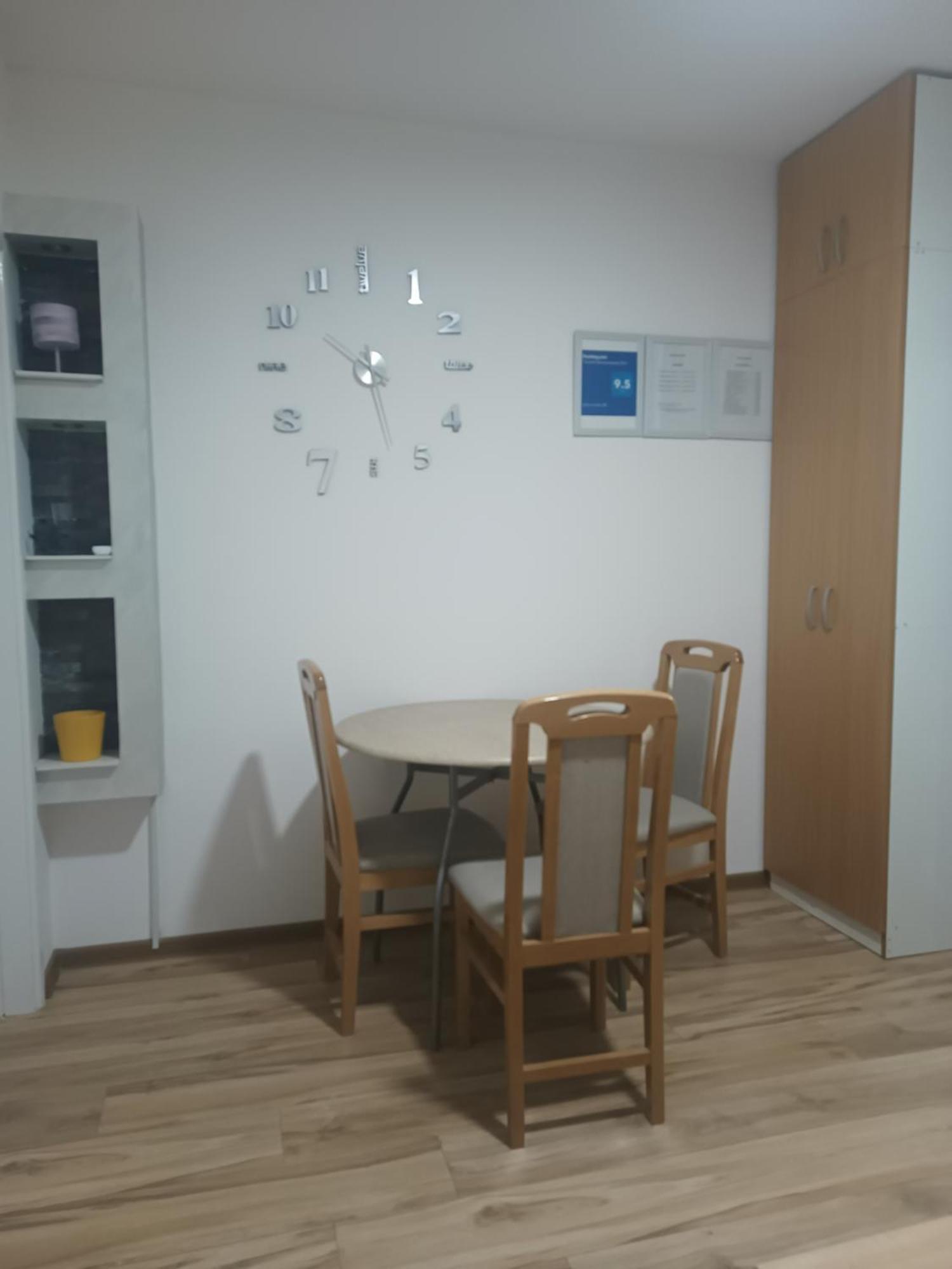 Stan Na Dan Im Daire Užice Oda fotoğraf