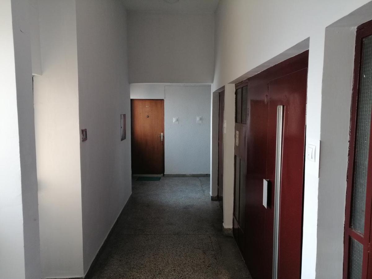 Stan Na Dan Im Daire Užice Dış mekan fotoğraf